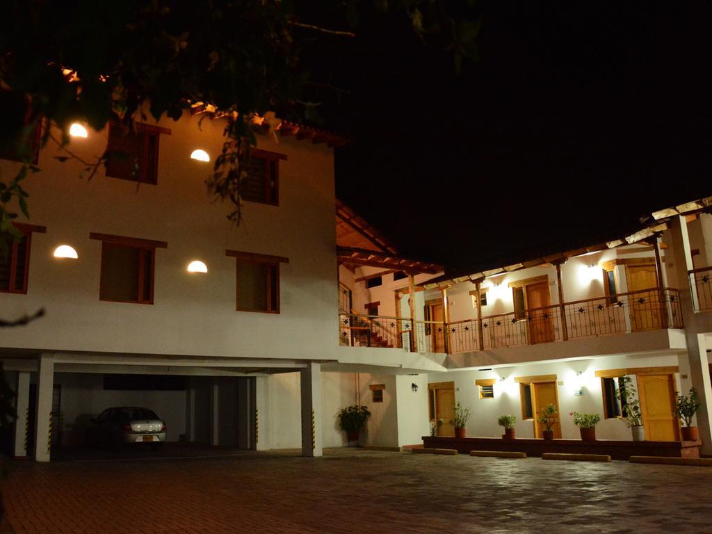 Hotel Cacique Real Zipaquirá Dış mekan fotoğraf